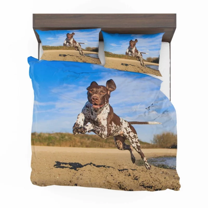 Beach Running German Shorthaired Pointer Bedding Set 1