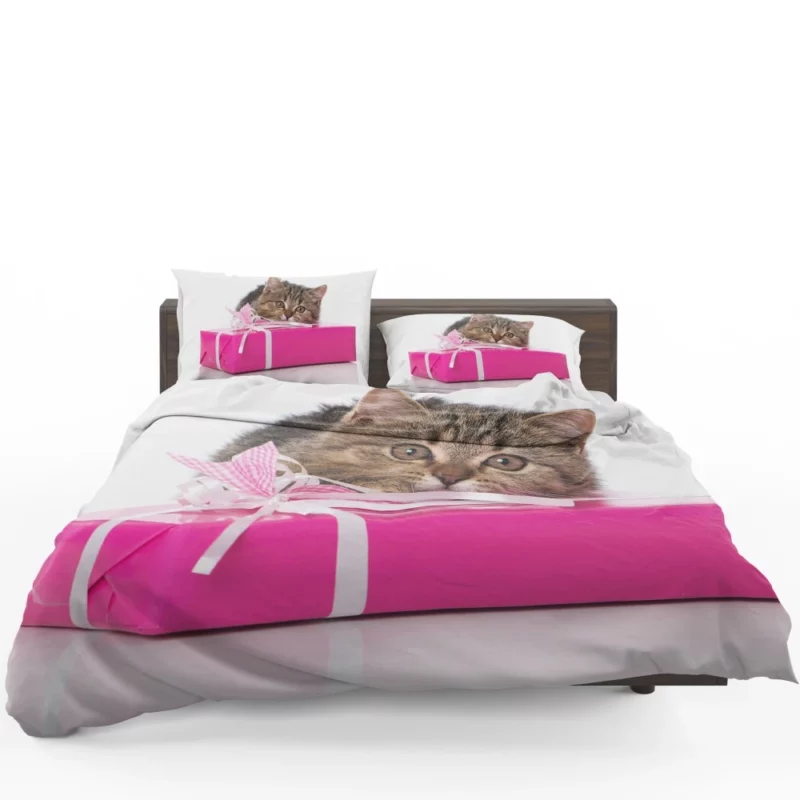 Cat Gift of Stare Enigmatic Connection Bedding Set