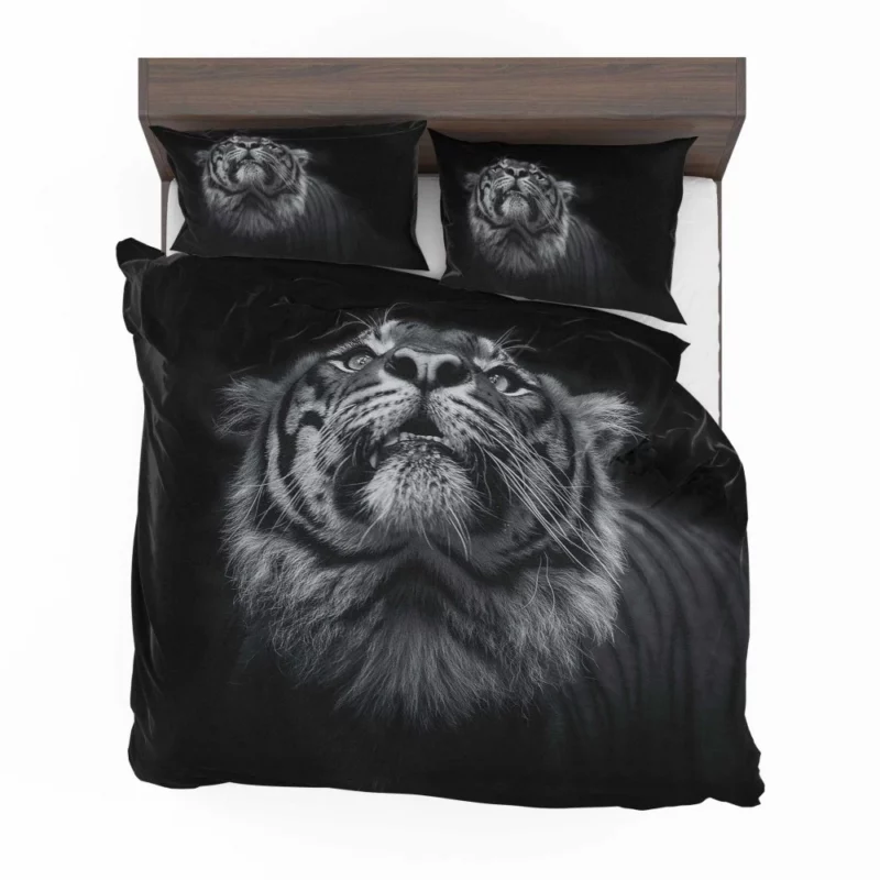 Dark Majesty Tiger Nighttime Vigil Bedding Set 1