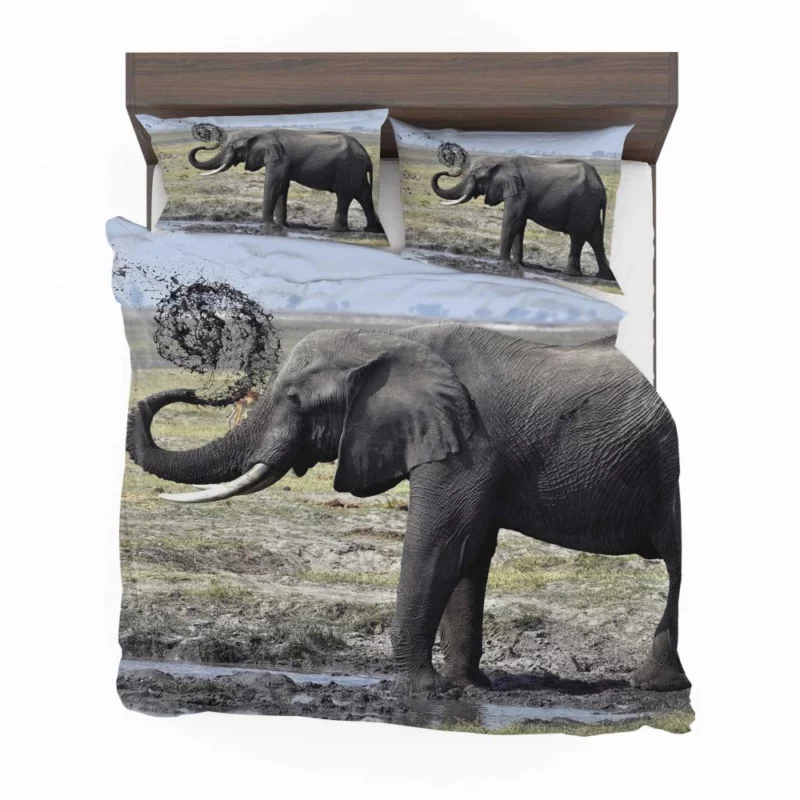 Elephant Playful Dirt Tossing Bedding Set 1