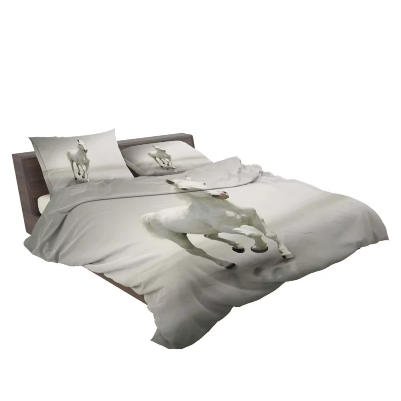 Horse Majestic Stride Wilderness Beauty Bedding Set 2