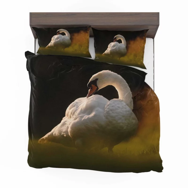 Mute Swan Elegance Serene Waters Bedding Set 1