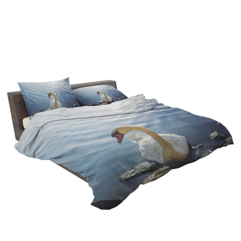 Mute Swan Graceful Glide Waterside Beauty Bedding Set 2