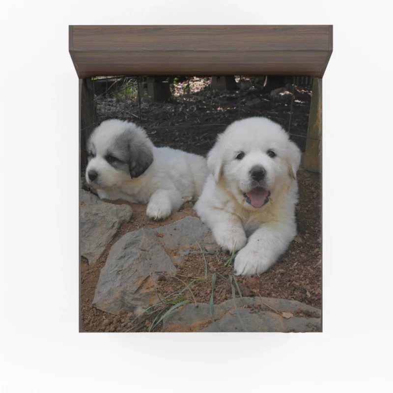 Newfoundland Dog Majestic Presence Fitted Sheet 1