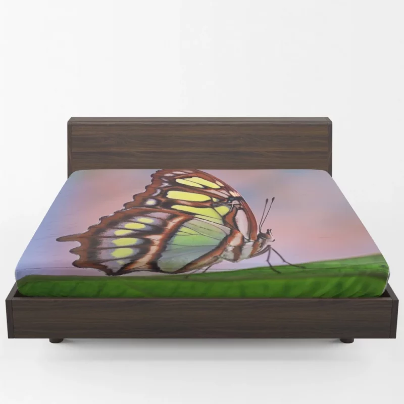 Pretty Butterfly on Leaf Nature Grace Fitted Sheet