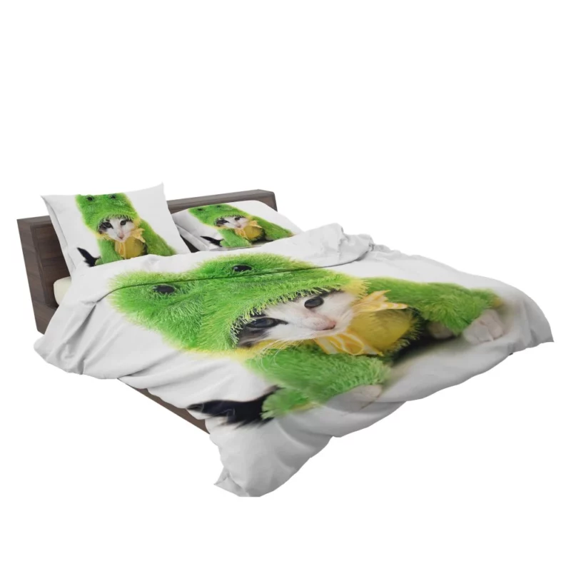 Sleeping Kitten Dreamy Innocence Bedding Set 2