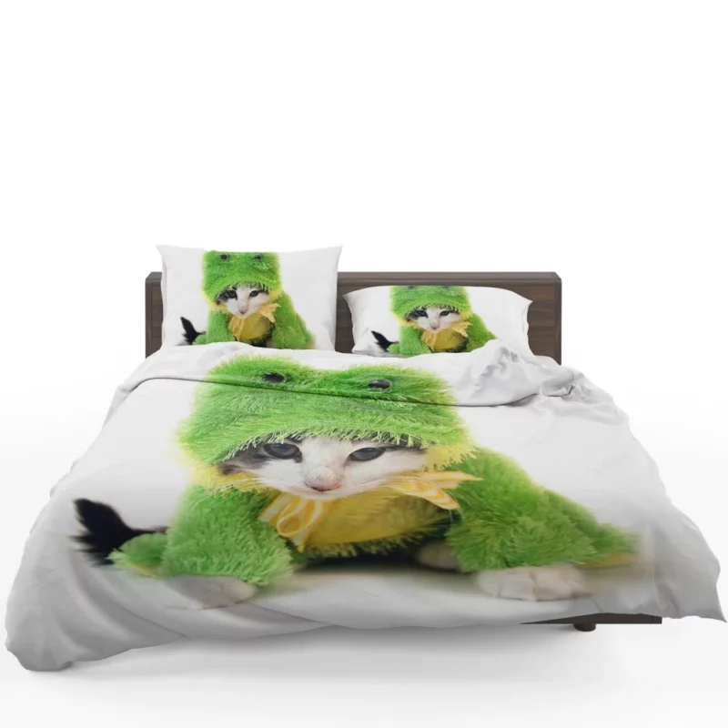 Sleeping Kitten Dreamy Innocence Bedding Set