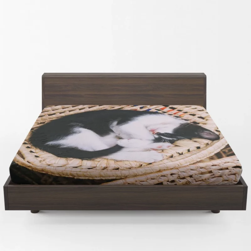 Sleeping Kitten in Cozy Basket Fitted Sheet