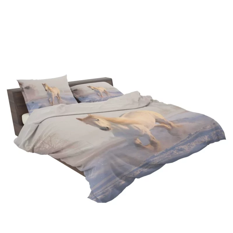 White Horse Winter Gallop Bedding Set 2