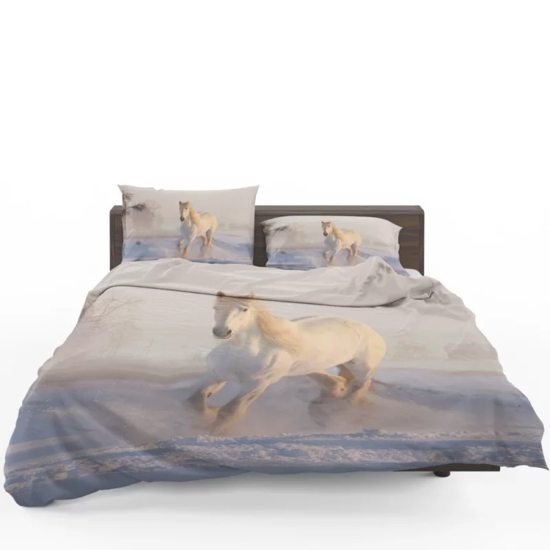 White Horse Winter Gallop Bedding Set