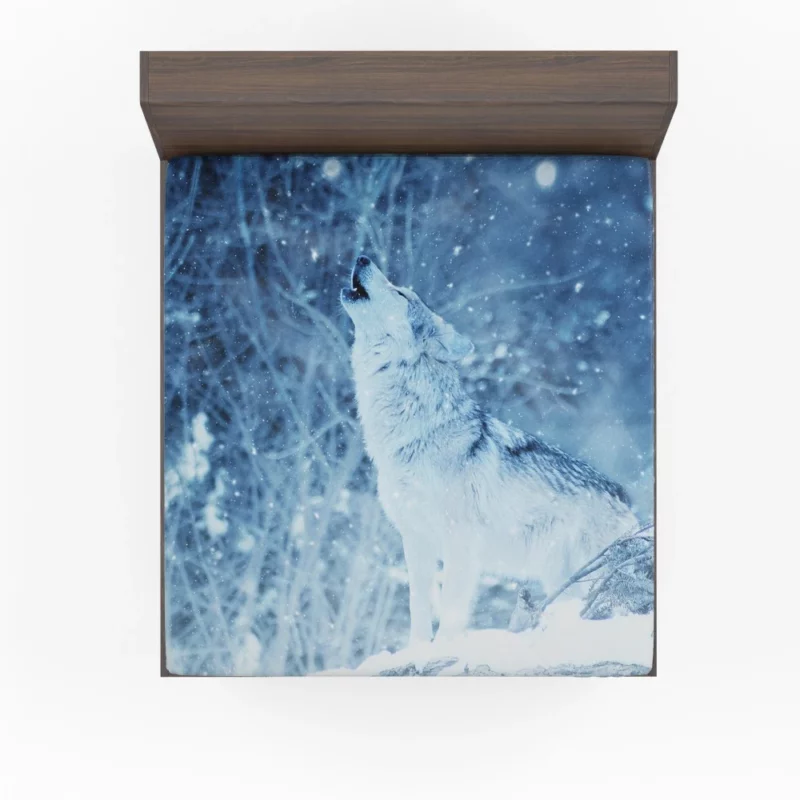 Wolf Howl in Winter Snowfall Fitted Sheet 1