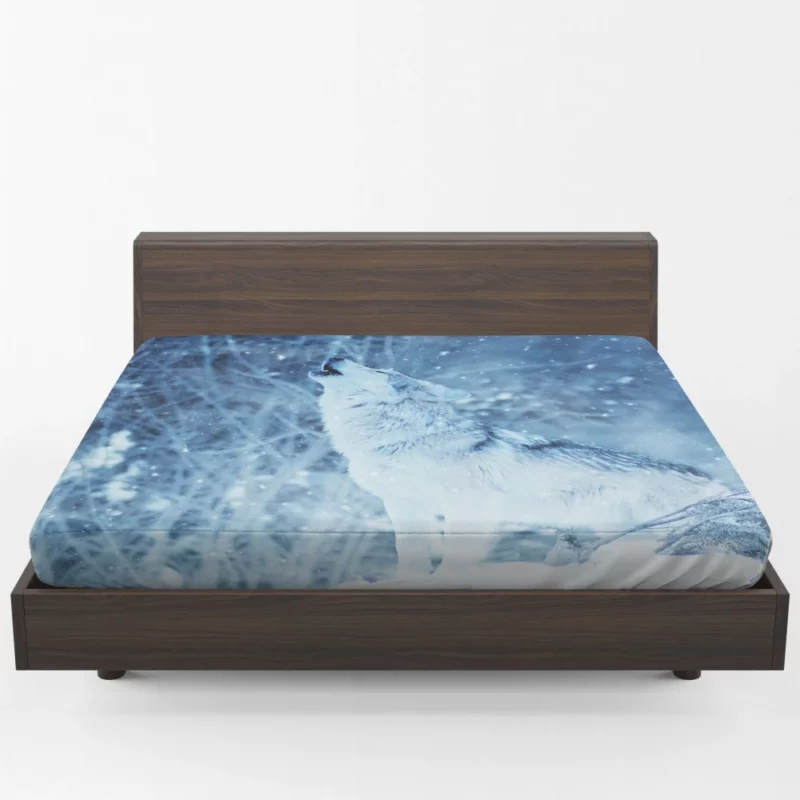 Wolf Howl in Winter Snowfall Fitted Sheet