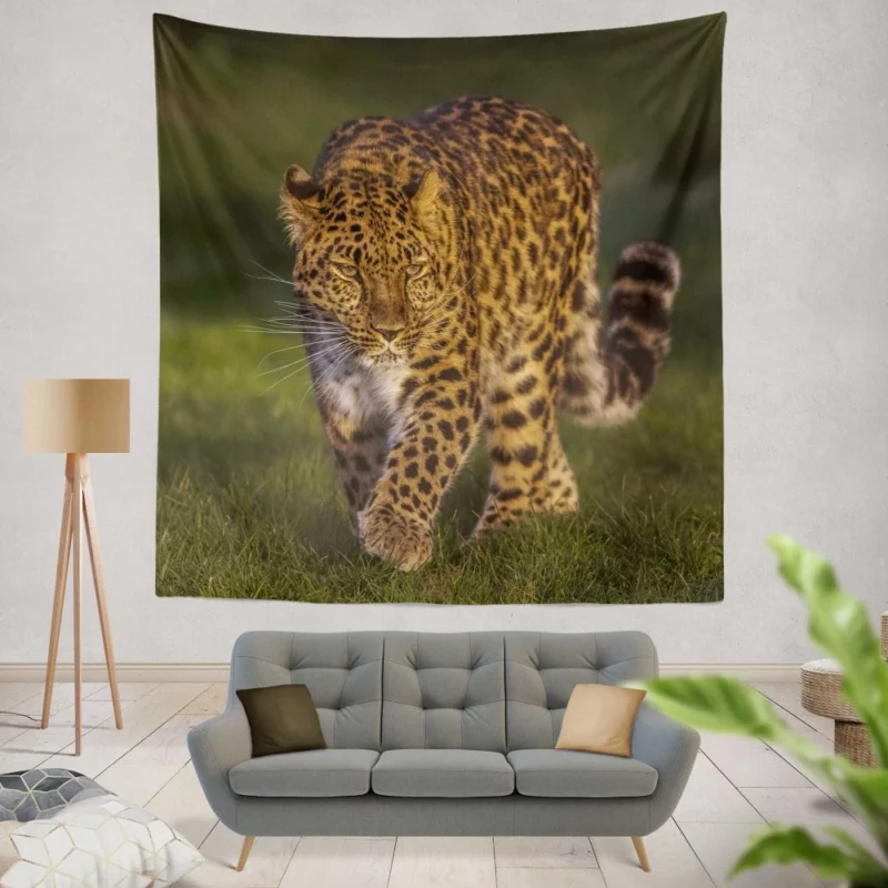 Leopard Untamed Stance Artistic Wilderness Wall Hanging Tapestry