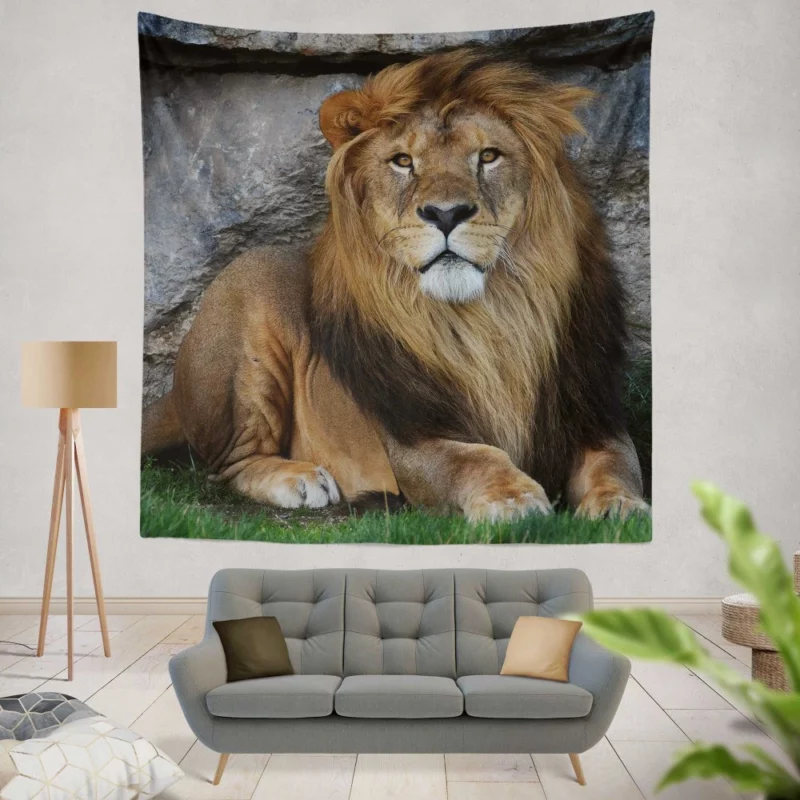 Lion Adaptable Wall Hanging Tapestry