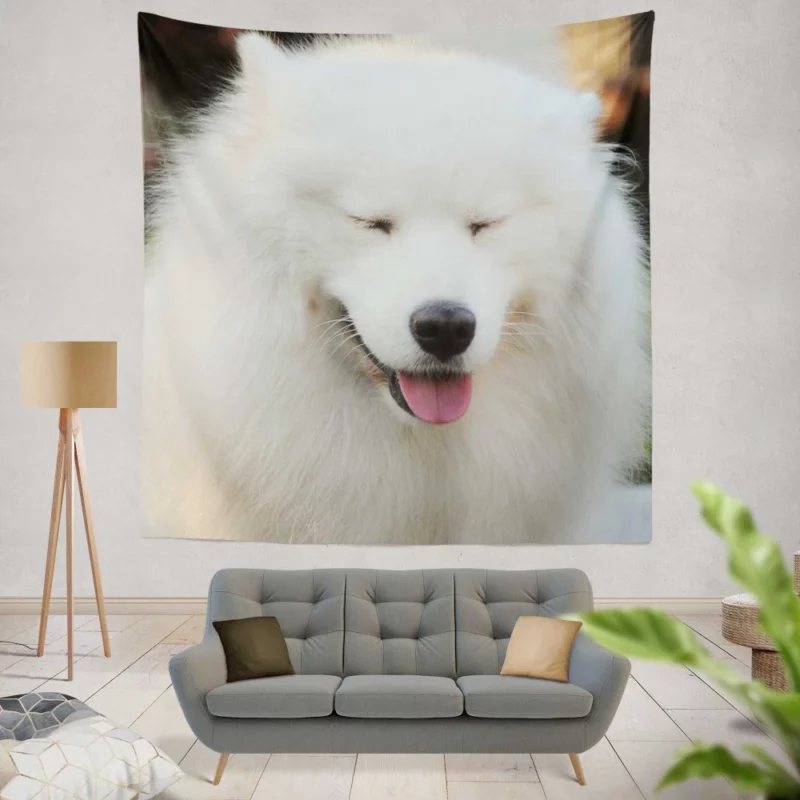 Samoyed Close-Up Fluffy Elegance Wall Hanging Tapestry